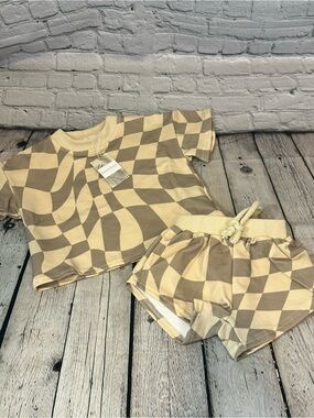 Forever French 2 Piece Wavy Checker Matching Set